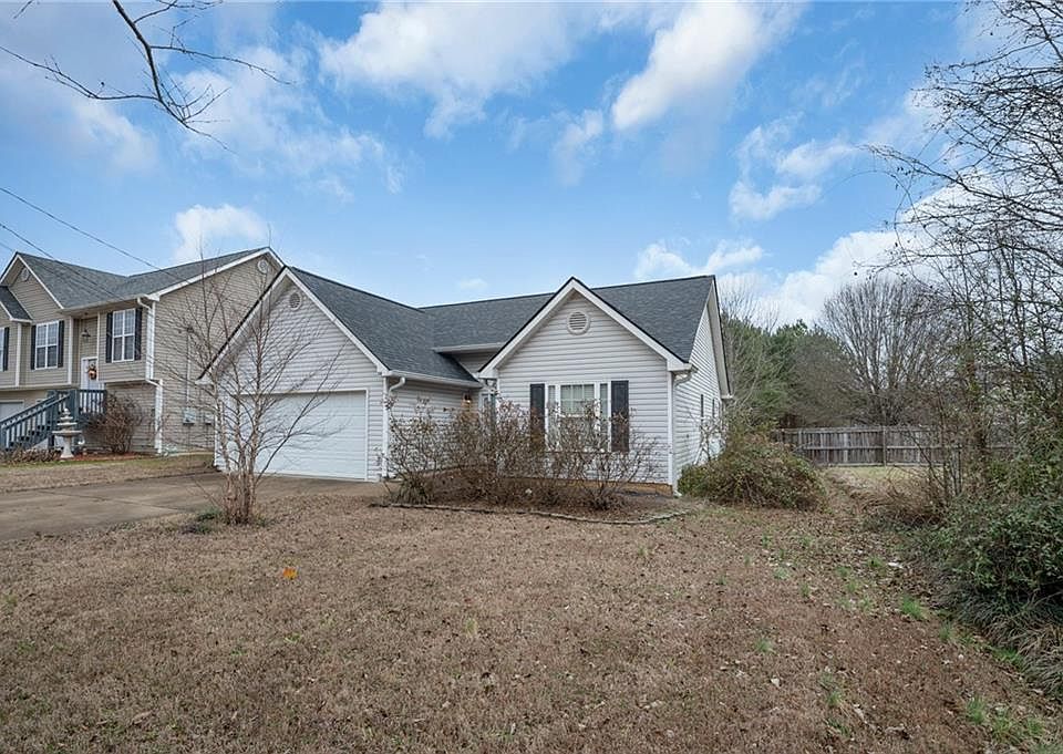 1st image of 30 Atwood Dr NW