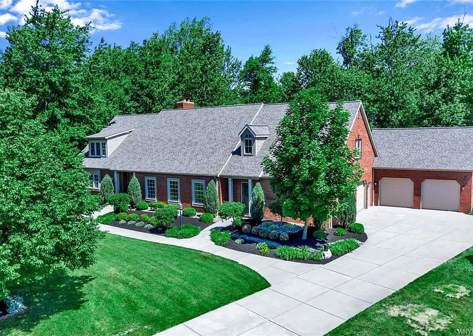 1st image of 9211 Beech Meadow Ct