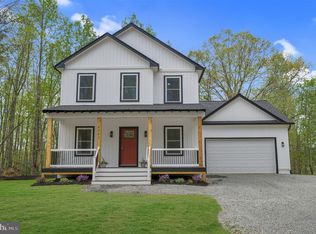 4043 Ensors Shop Rd, Midland, VA 22728