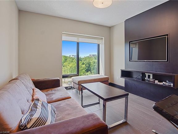 3rd image of 1235 Richmond St #701