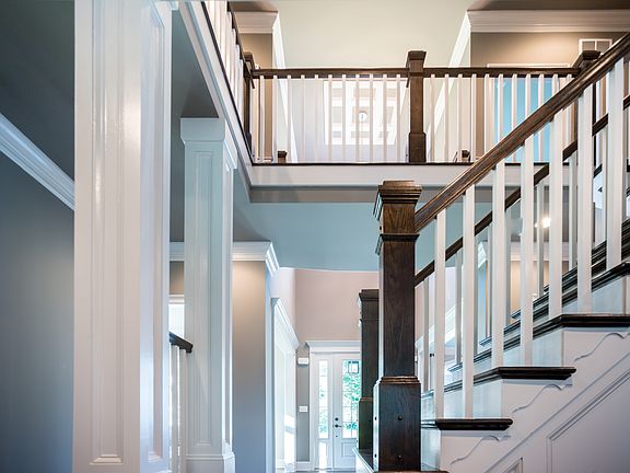 4th image of 1090 Mansion Ln