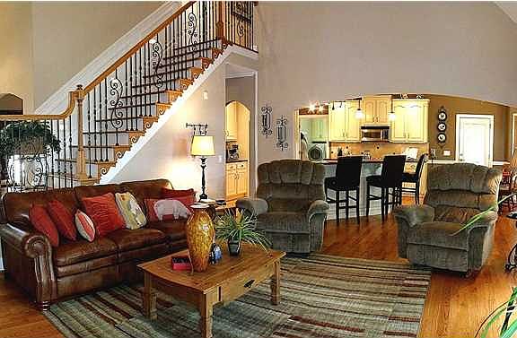 4th image of 9892 Sourwood Ln