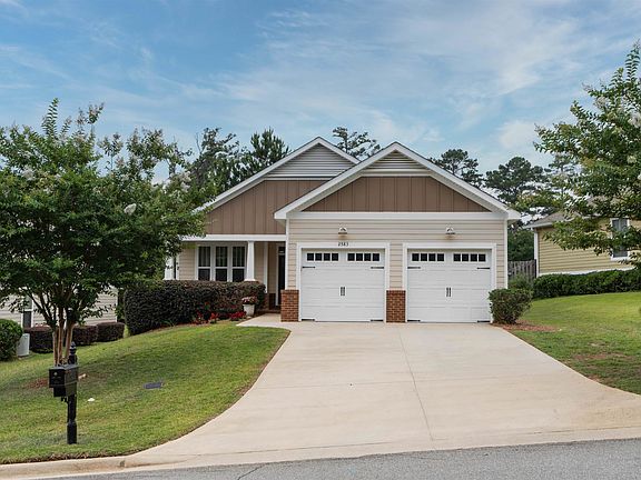 4th image of 2583 Halleck Ln