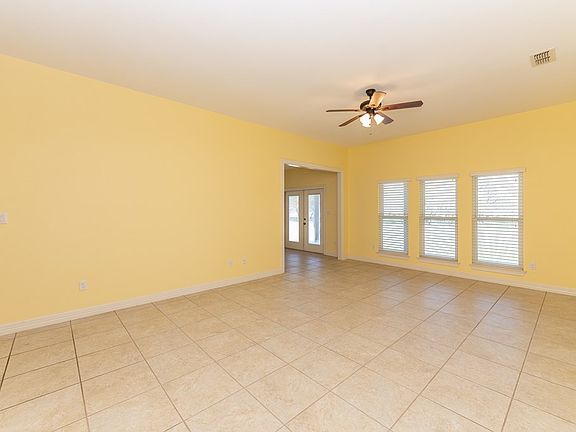5th image of 1038 Cielo Springs Dr