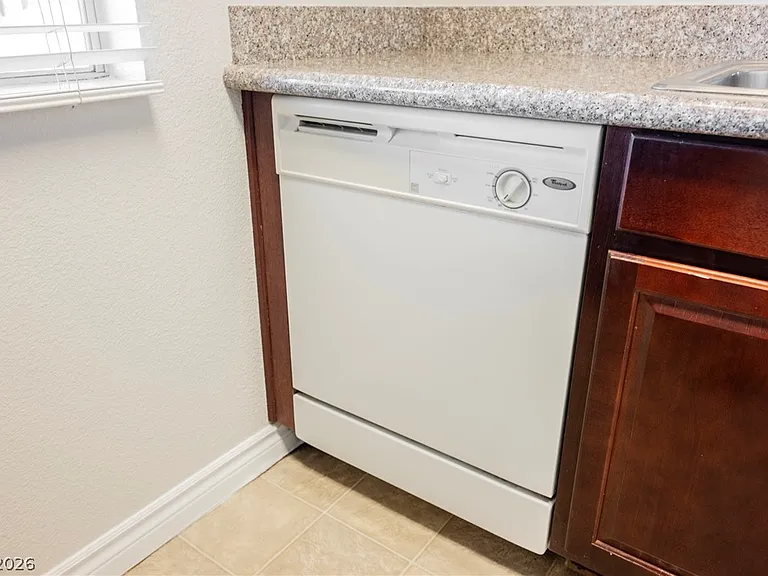 4921 Indian River Dr #120 — Photo 24
