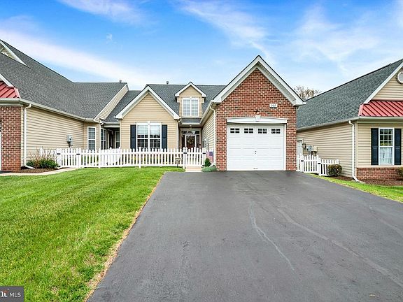 2nd image of 202 Dorchester Dr