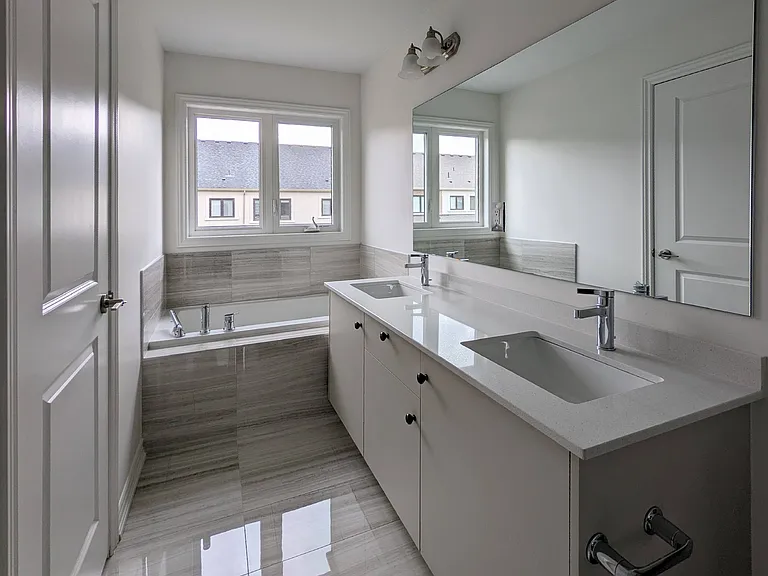 67 Laing Dr — Photo 12