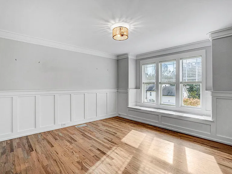 520 Ruth Cir — Photo 14