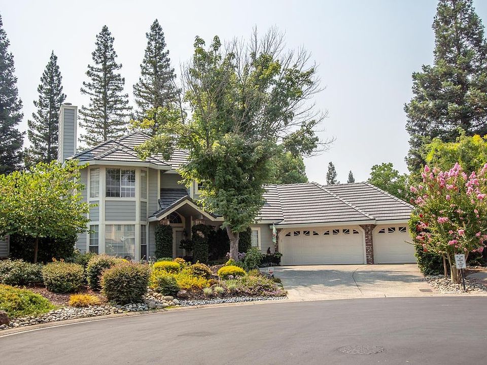 1st image of 605 Picardy Ct