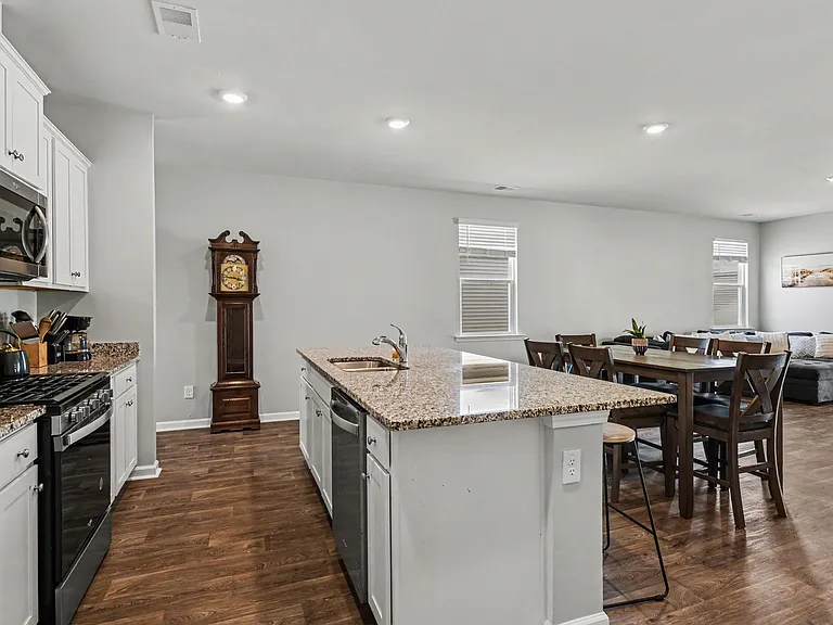 296 Blue Haw Dr — Photo 7