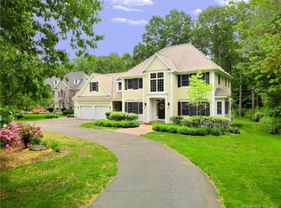 4 Jordan Ln, Unionville, CT 06085