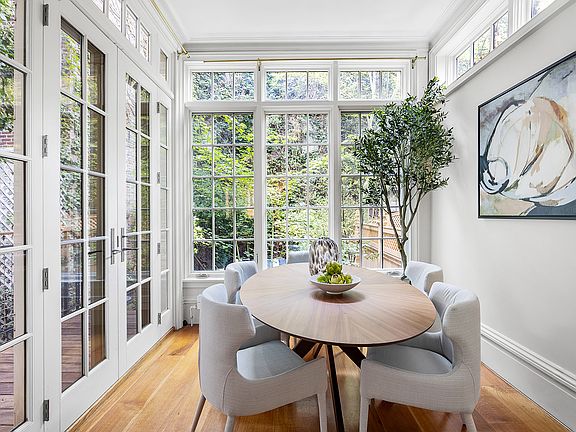 4th image of 65 Bedford St #T