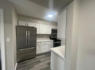 9624 Forrest Dr APT N5, Highland, IN 46322