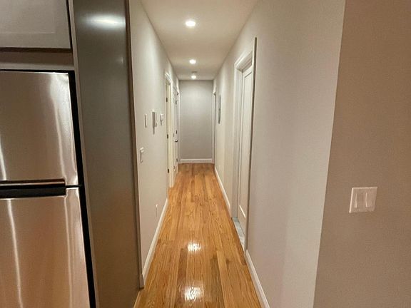 5th image of 1245 65th St Floor 1