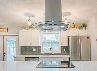 5532 Kiwanis Pl NE, Saint Petersburg, FL 33703
