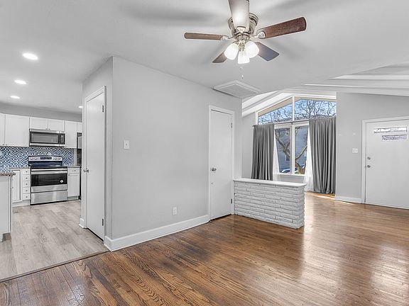 4th image of 1000 Oaklawn Ave