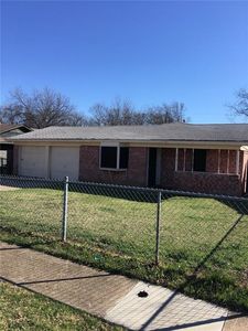 929 Pangburn St, Grand Prairie, TX, 75051