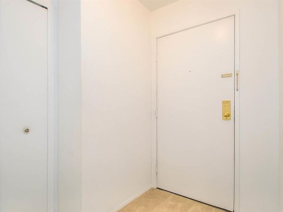 3rd image of 2215 S Huron Pkwy APT 2