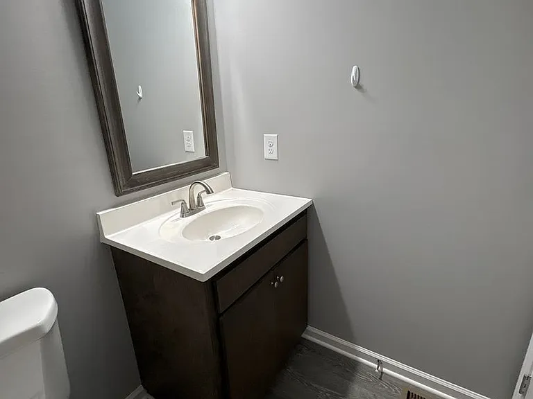 428 W Waggoner St — Photo 13