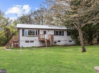 1009 Shore Acres Rd, Arnold, MD 21012