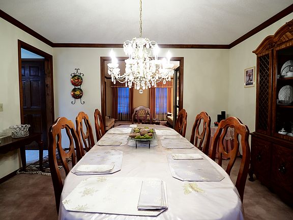 Formal Dining room 