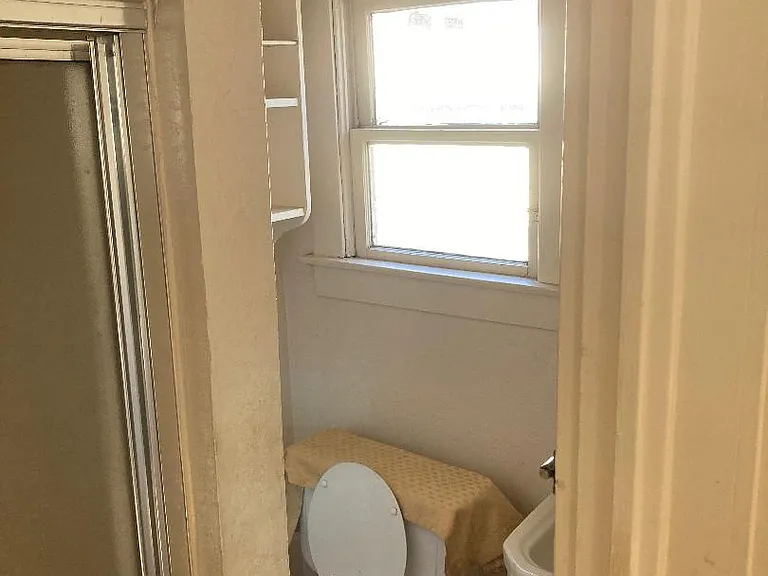 Unit Photo