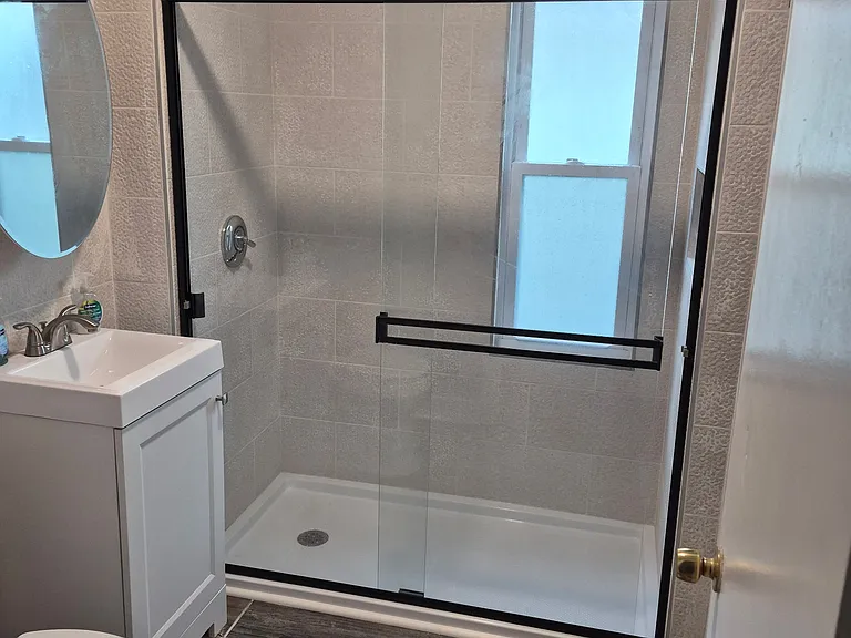 10 Fountain Ave #2 — Photo 2