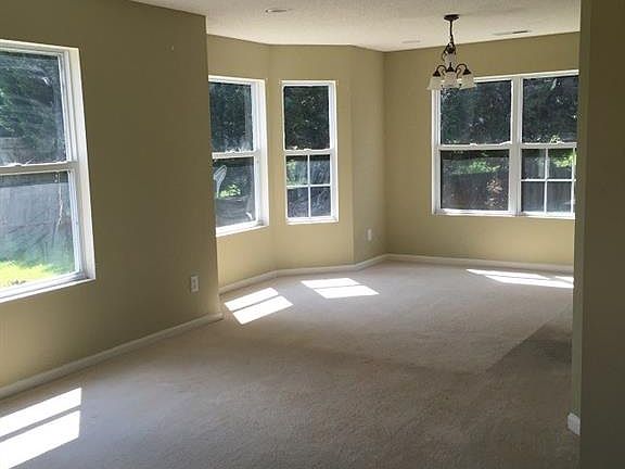2nd image of 802 Peach Orchard Dr
