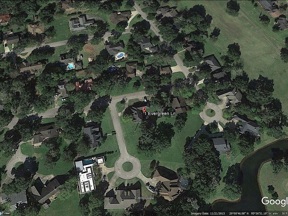 1st image of 1 Evergreen Ln