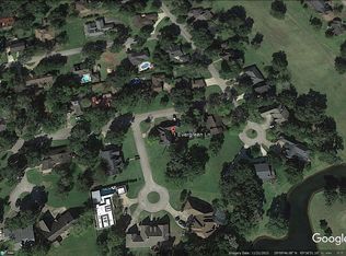 1 Evergreen Ln, West Columbia, TX 77486