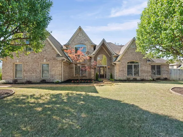 4905 Fox Springs Dr, Collierville, TN 38017