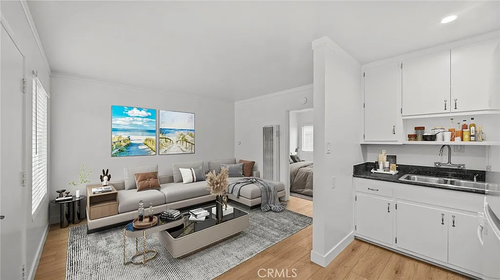 1 bed, 400 sqft, $1,895 — Photo 1