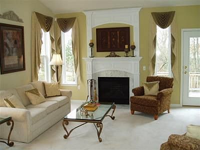 2nd image of 1251 Clubhouse Dr