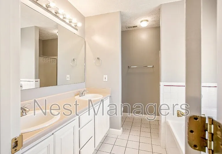 2978 Brookcrossing Dr — Photo 25