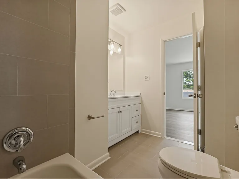 2846 Schoolhouse Cir — Photo 13