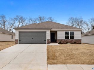 131 Olde Hearth Rd, New Market, AL 35761