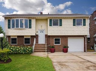 25 1st St, Port Reading, NJ 07064