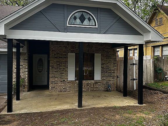 close up porch
