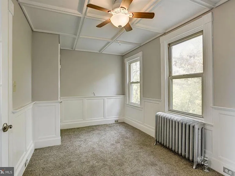 612 W Joppa Rd — Photo 22