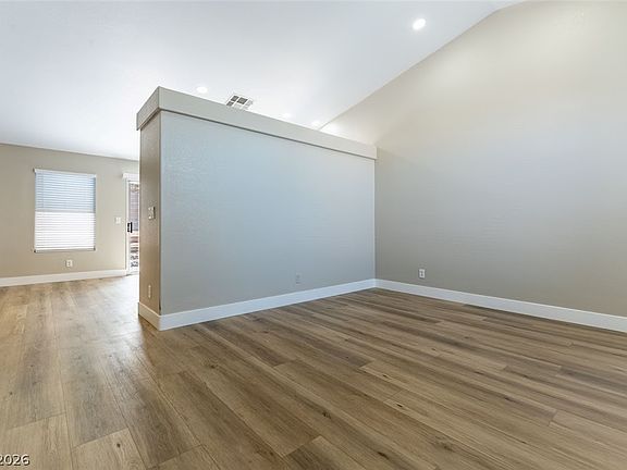 5th image of 4713 Maroon Dr