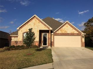 413 Spring Run Dr, Decatur, TX 76234