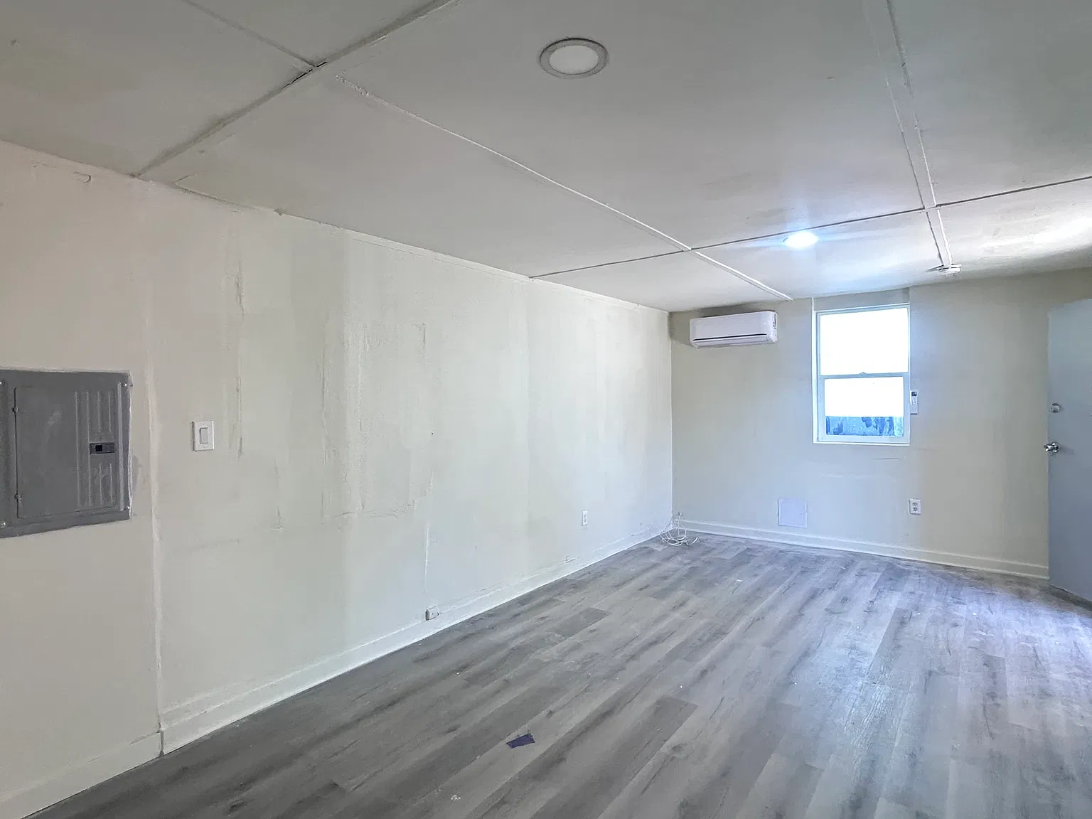1/2 N Helena St, Anaheim — Photo 2