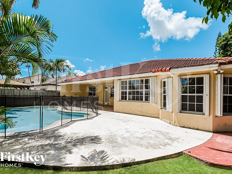10901 SW 161st Pl — Photo 15