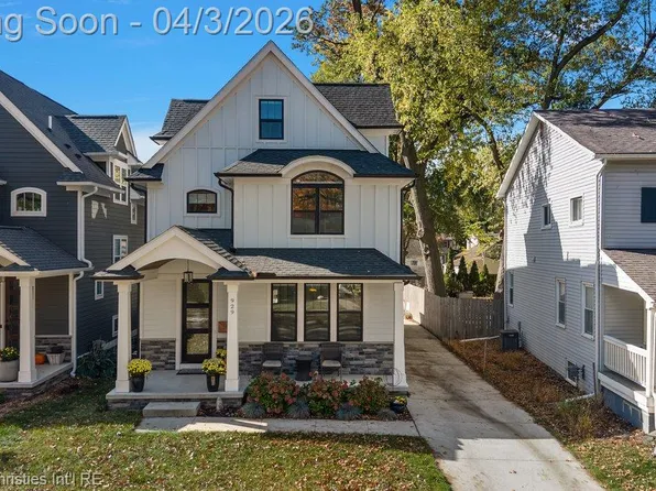 929 N Pleasant St, Royal Oak, MI 48067