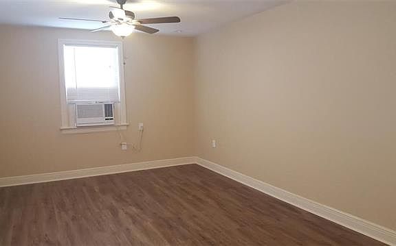 4th image of 207 Nursery Ave #B