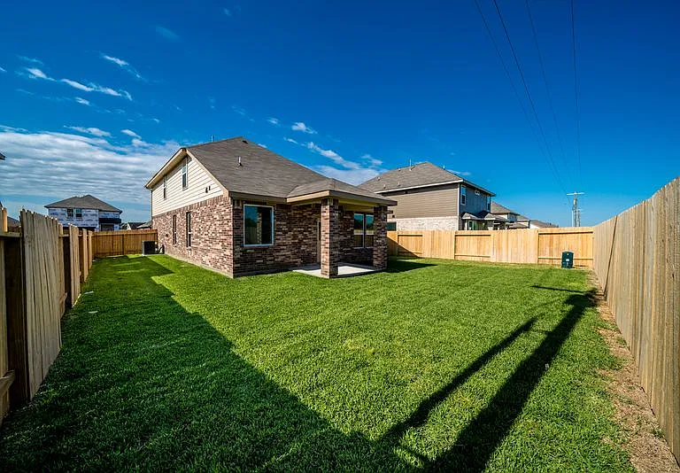 9522 Yellow Rose Dr — Photo 11