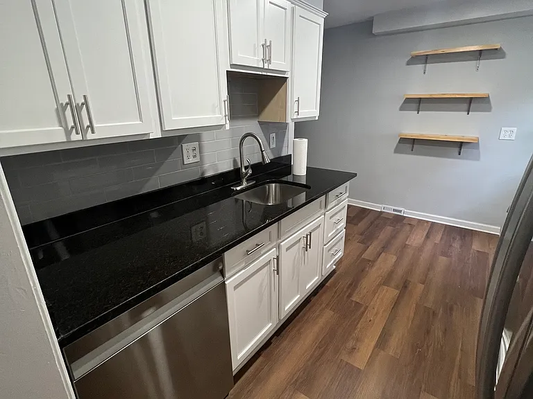 3516 Longfellow St #1 — Photo 35
