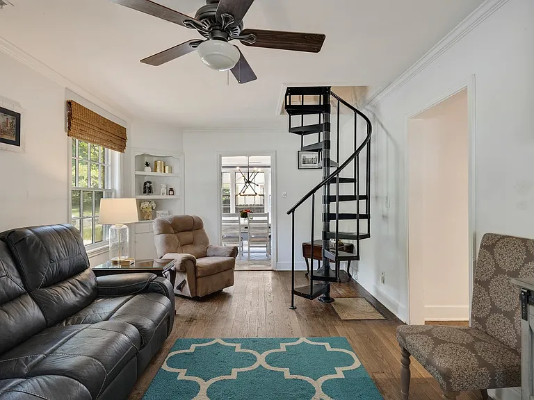 731 Buck St — Photo 13