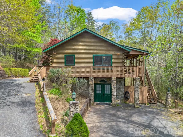 233 Shumont Estates Dr, Lake Lure, NC 28746