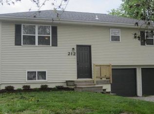 212 W 7th St, Edgerton, KS 66021